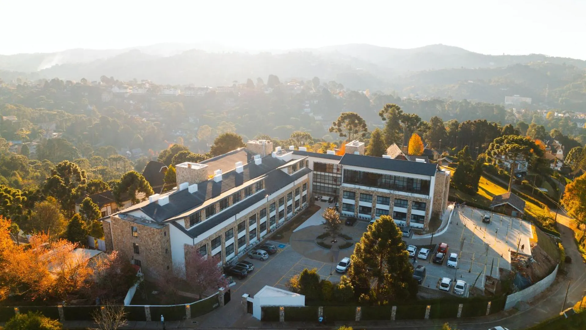 Wanderlust Experience Hotel BW Signature Collection Oficial contacts